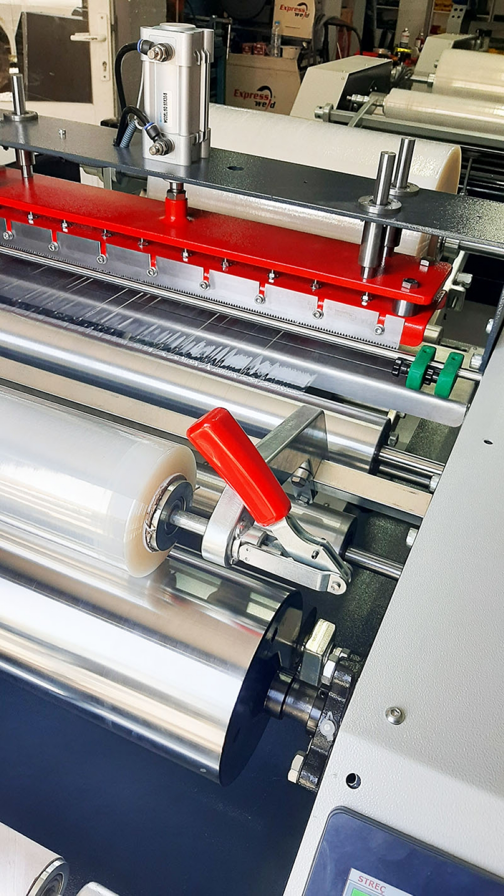 Perforated Aluminum Foil Wrapping Machine