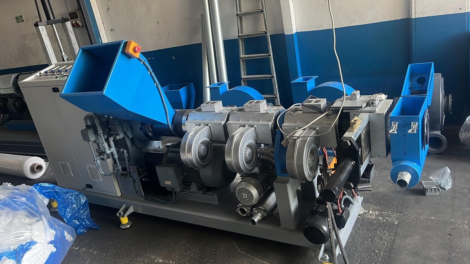 PLN55 Conical PE Granule Machine