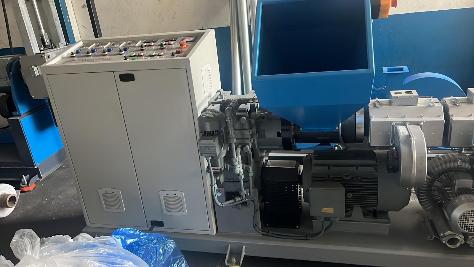 PLN55 Conical PE Granule Machine