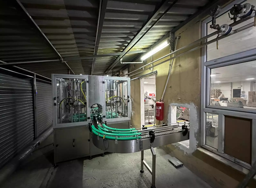 Reflexive Full Automatıc Aerosol Filling Machine