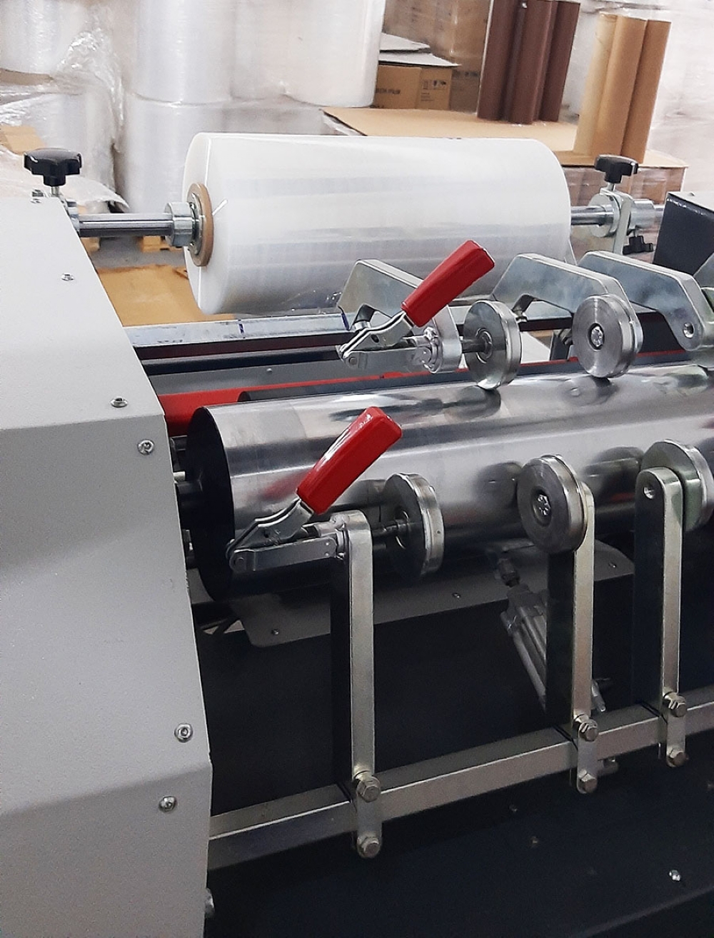 Semi-Automatic Slicing Stretch Wrapping Machine